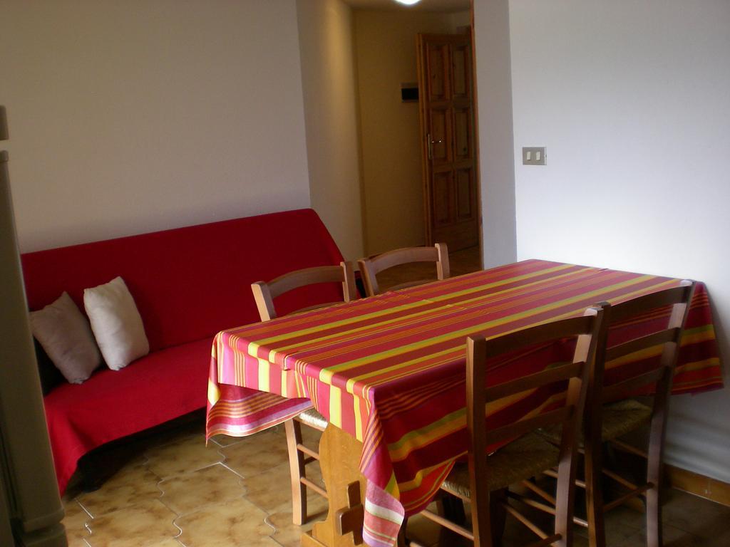 Appartamenti Grivola Ozein Exterior foto