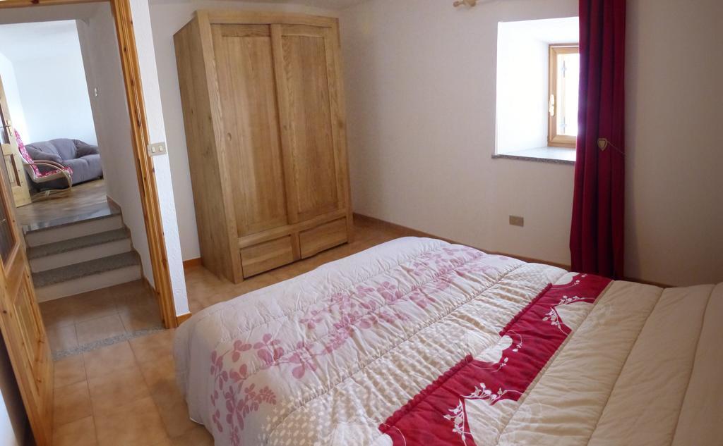 Appartamenti Grivola Ozein Exterior foto